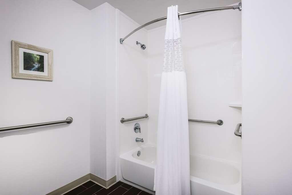 Hampton Inn Cleveland-Airport/Tiedeman Road Brooklyn Szoba fotó