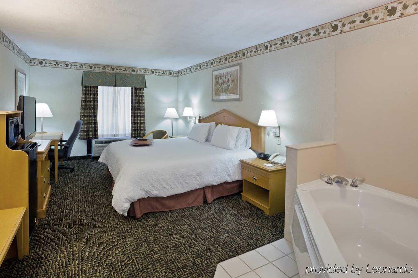 Hampton Inn Cleveland-Airport/Tiedeman Road Brooklyn Szoba fotó
