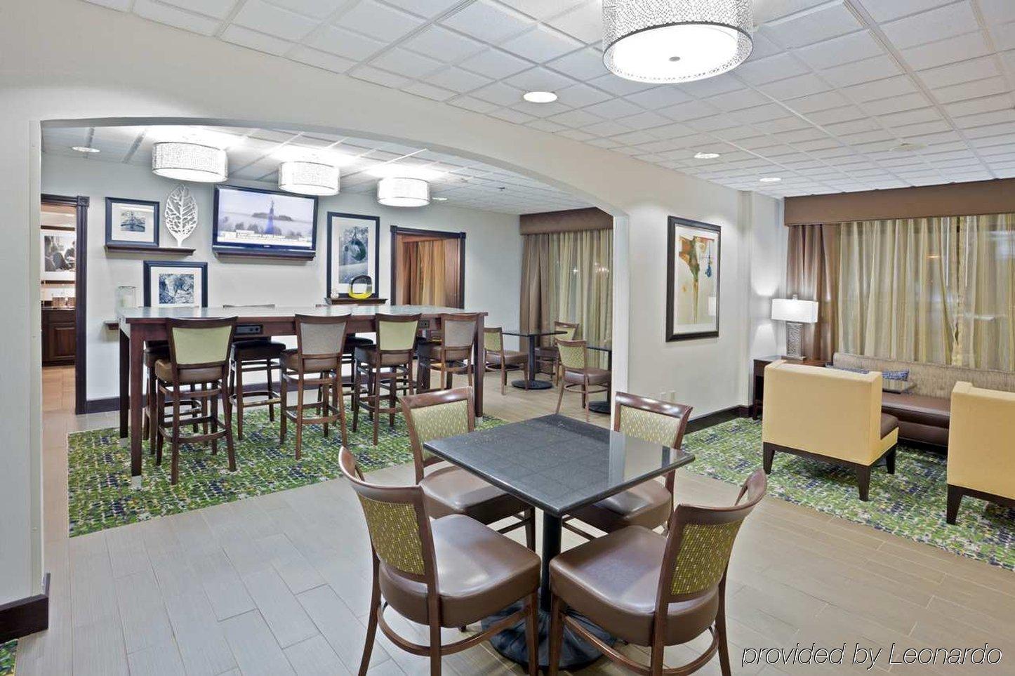 Hampton Inn Cleveland-Airport/Tiedeman Road Brooklyn Étterem fotó